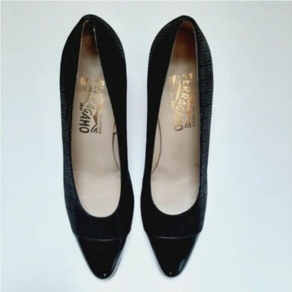SALVATORE FERRAGAMO Classic Black Heel Pumps Sz 8.5 AA - Picture 3 of 10
